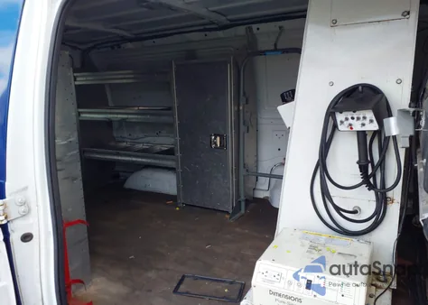 2011 Ford E-350 Super Duty Commercial from USA, damaged, VIN 1FTSE3EL0BDB30922